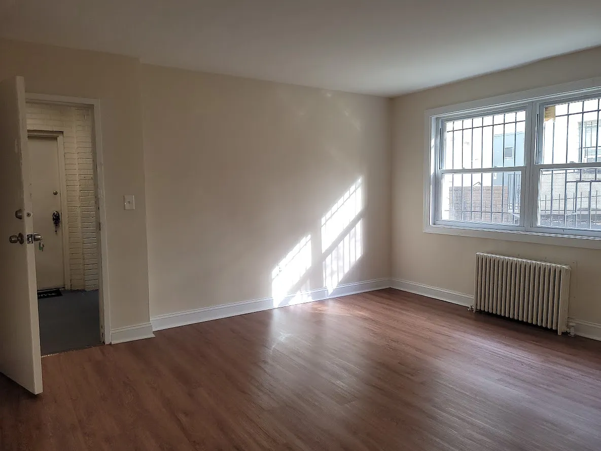 2 bed, 800 sqft, $1,775 — Photo 3