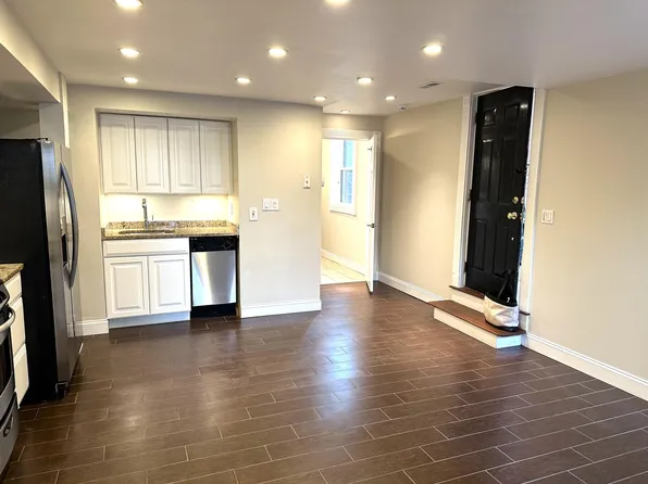 754 E 3rd St APT B, Boston, MA 02127