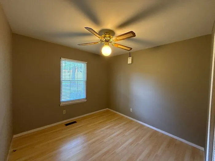 701 Echo Cove Ln — Photo 11