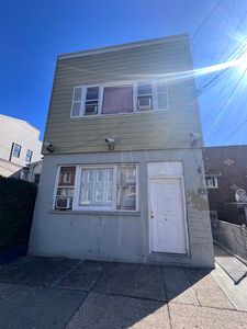 32 Wright Ave, Jersey City, NJ, 07306