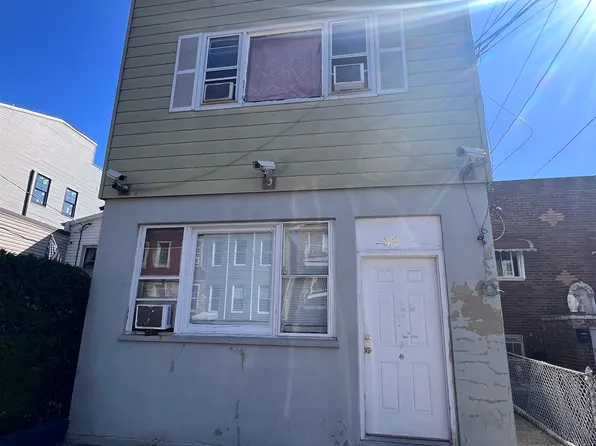 32 Wright Ave, Jersey City, NJ 07306