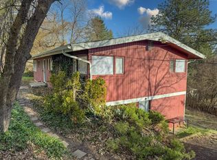 1645 NE Lower Dr, Pullman, WA 99163