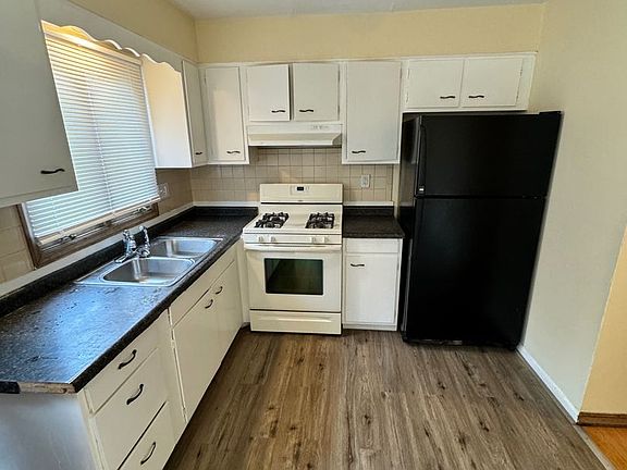 2nd image of 4523-4545 Apple Orchard Ln #4541