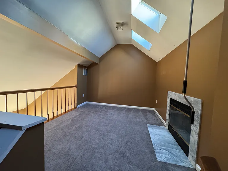 2140 Cedar Barn Way — Photo 12