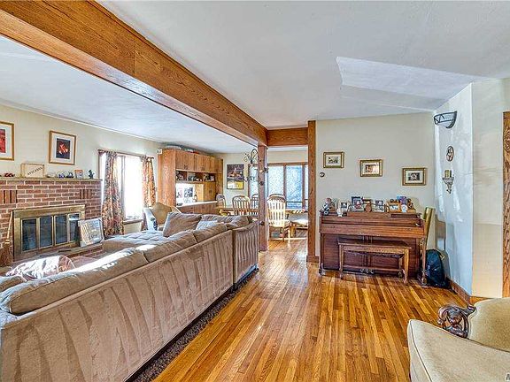 5th image of 756 Cornwell Ave