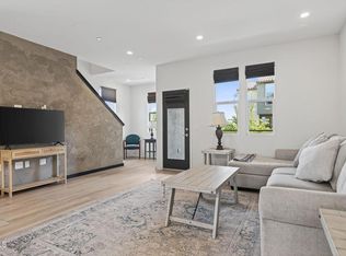 302 Marlee Ln, Camarillo, CA 93012