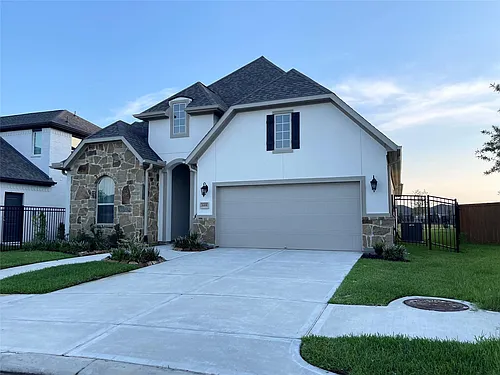 689 Cape Capri Dr Photo 1
