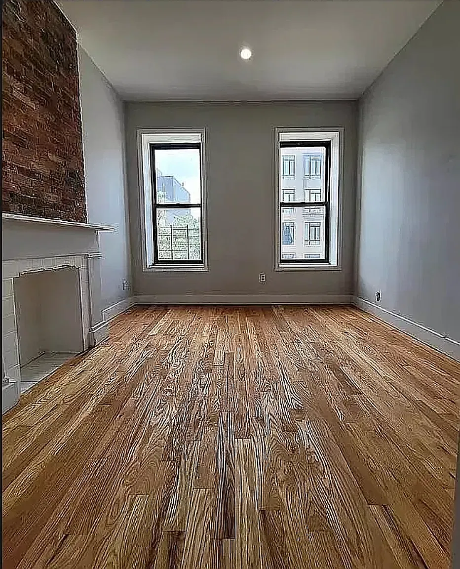 210 Putnam Avenue — Photo 2