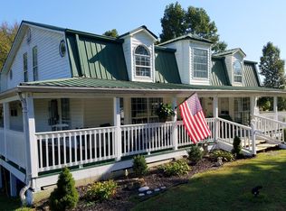 695 Toy Slatten Rd, Sparta, TN 38583