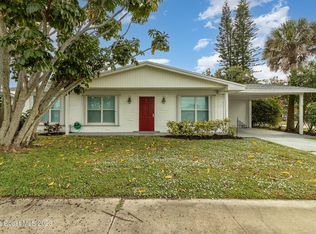 2217 Lakeview Dr, Melbourne, FL 32935