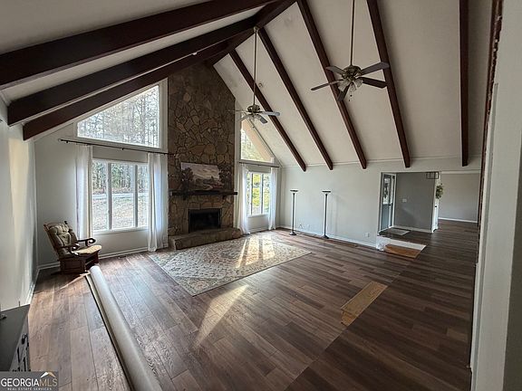 4th image of 601 Pinecrest Dr