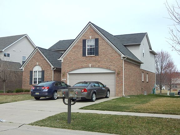2nd image of 870 Patricia Place Dr