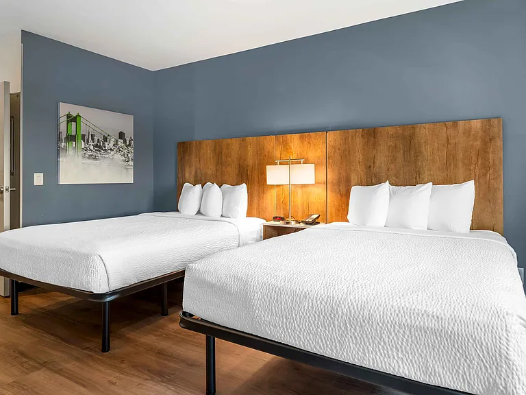 Studio Suite - 2 Queen Beds