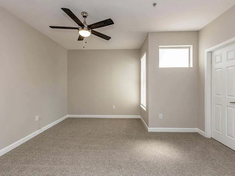 Reserve at Creekside — Photo 49