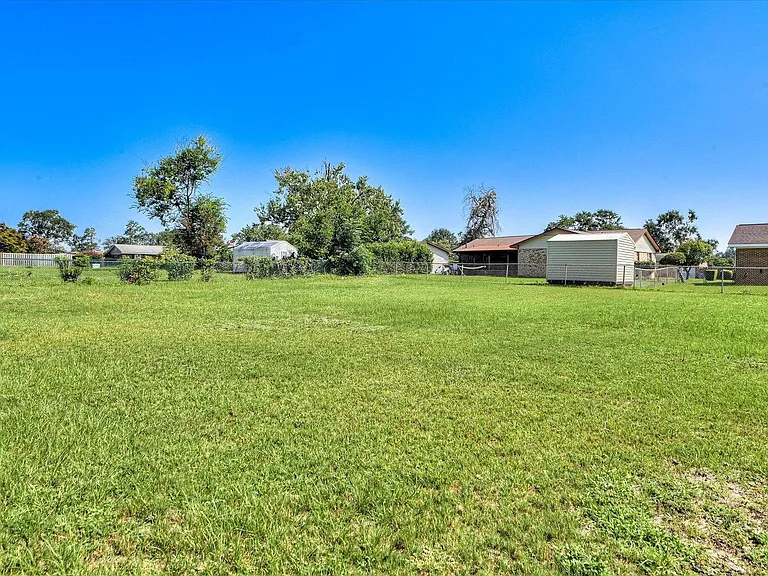242 Maywood Dr — Photo 21