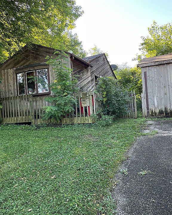2nd image of 27393 W May St