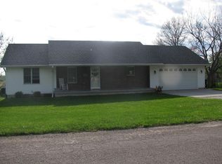 107 Broad Ave, Stanton, IA 51573