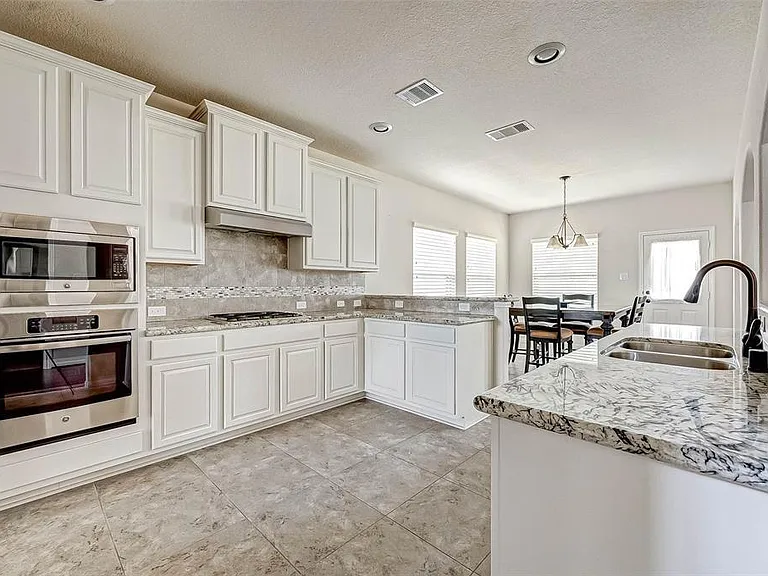 2903 Oakdale Landing Ct — Photo 16