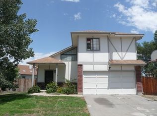 430 Pucket Cir, Colorado Springs, CO 80911