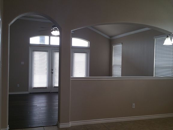 3rd image of 3910 Scenic Trail Dr