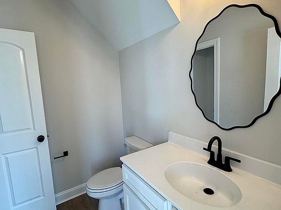 2nd image of 433 Pepperbush Court