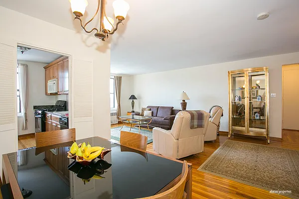 Sold by Abacus Properties | media 20