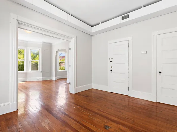 11 Hudson Place image 10 of 16