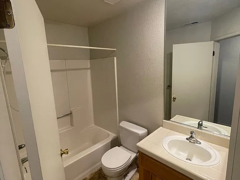 387 Autumn Gold Dr — Photo 13