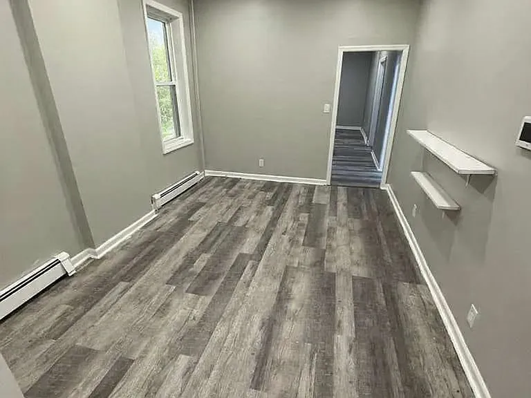 367 Morris Ave #2 — Photo 3