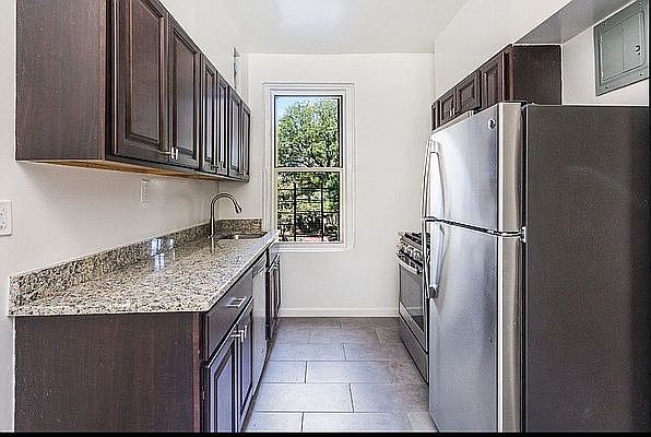 1st image of 227 Haven Ave APT 2c
