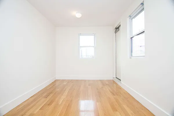 Rented by Nooklyn NYC LLC | media 29