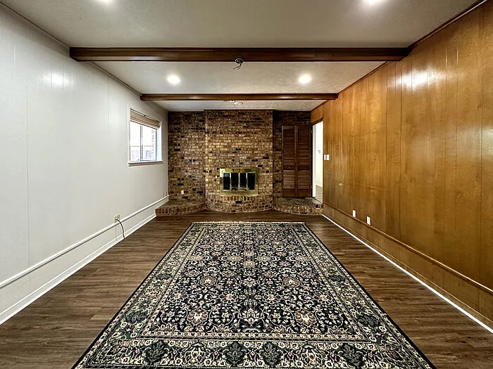 408 Mimosa Dr — Photo 4