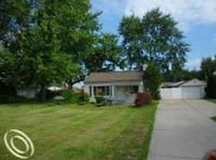 13751 Common Rd, Warren, MI 48088