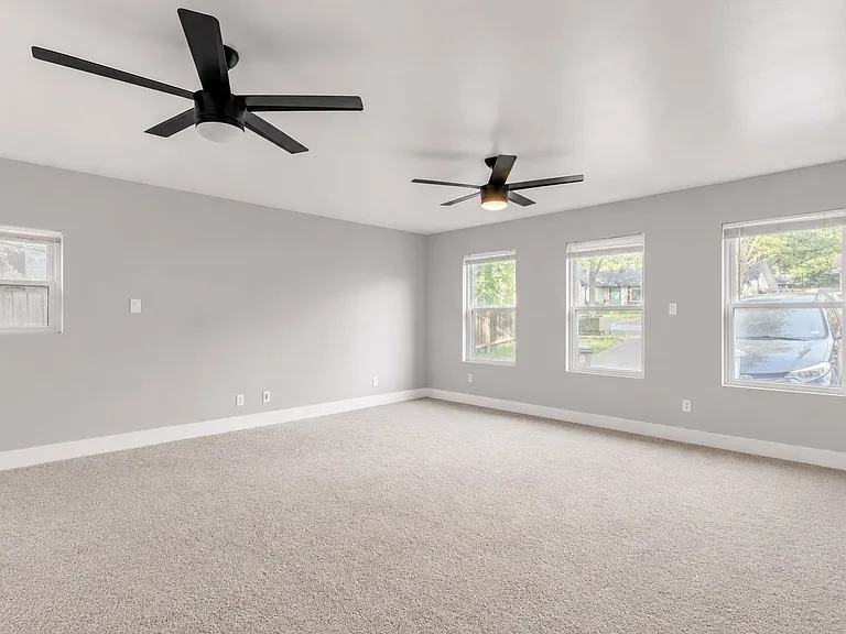 9706 Cottle Dr — Photo 14