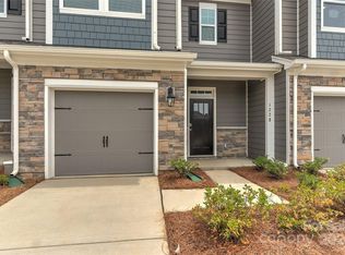 1228 Virginia Pine Dr NW, Huntersville, NC 28078