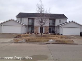 4494 Soda Creek Rd APT B, Oshkosh, WI 54901