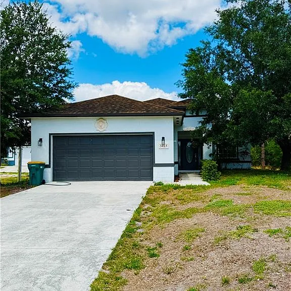 3465 Everglades Blvd N — Photo 3