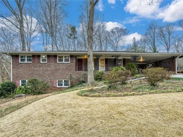 2555 Landeau Cir, Tucker, GA 30084