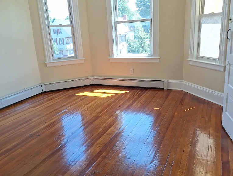 113 Franklin Ave #3 — Photo 3