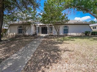 1505 Wade Dr, Bedford, TX 76022
