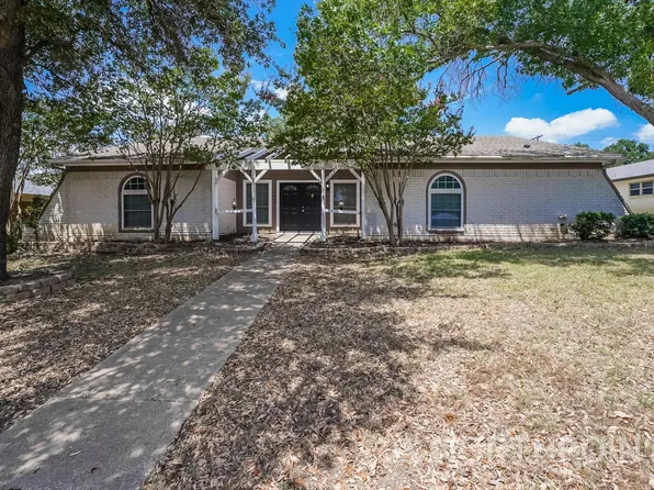 1505 Wade Dr, Bedford, TX 76022