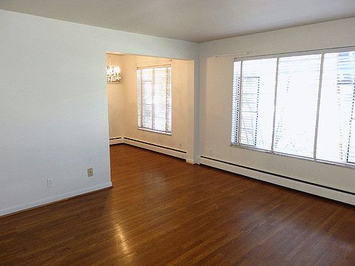 2nd image of 2867 Erie Ave APT 1