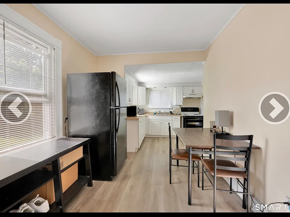 14 White Oak Ave #B