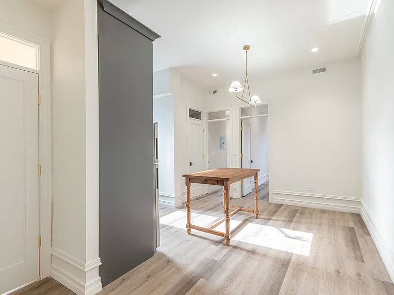 The Fairmount — Photo 17