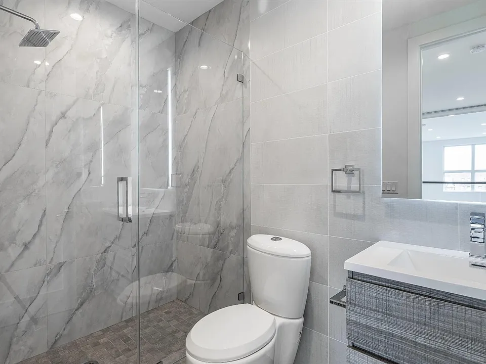 6025 Boulevard E #608