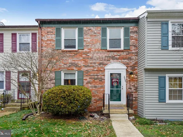 2080 Lake Grove Ln, Crofton, MD 21114