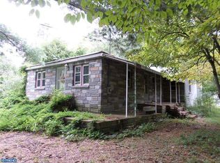 1267 Coles Mill Rd, Williamstown, NJ 08094