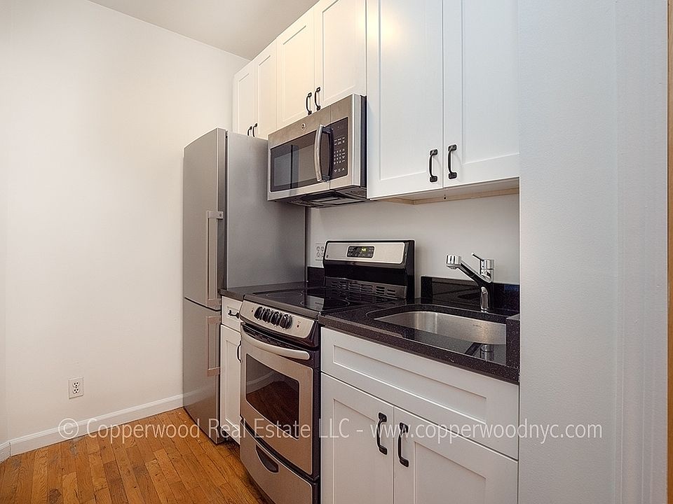 1st image of 315 E 84th St #11