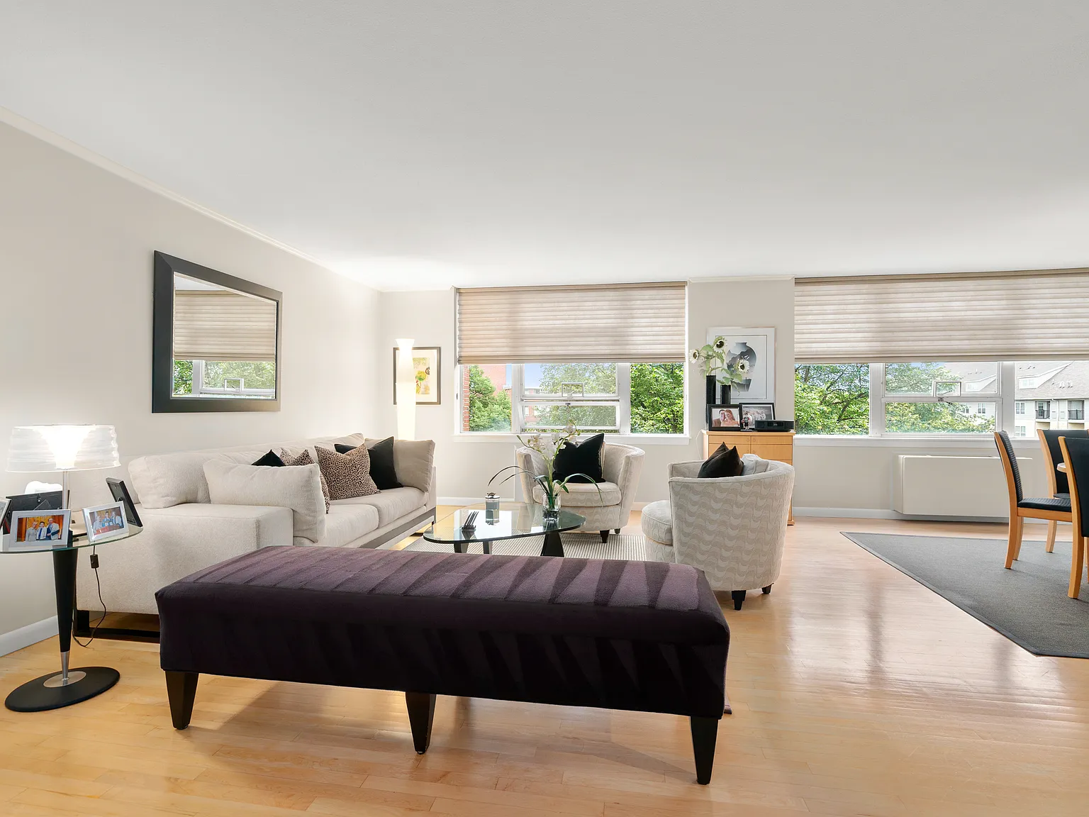 20 Hammond Pond Pkwy — Photo 4