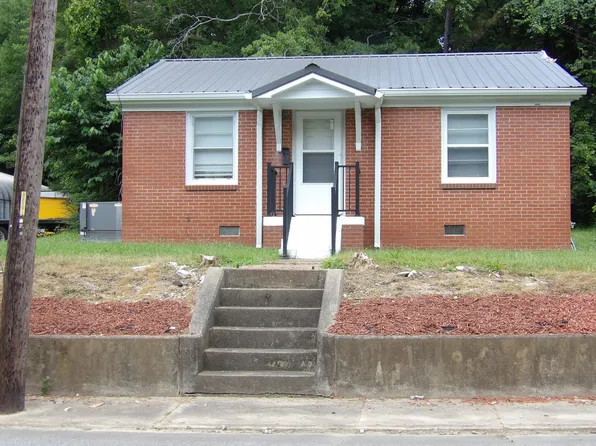 202 E Richland Ave, Waverly, TN 37185